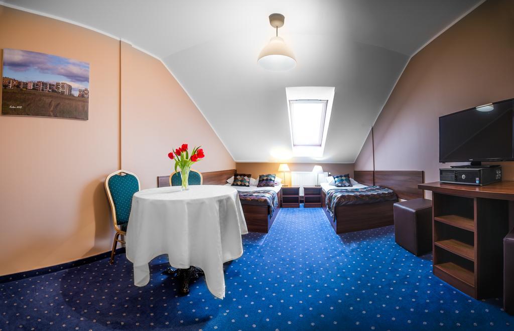 Hotel Colnus Kolno  Exterior foto